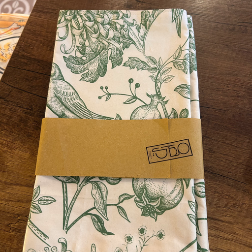 [MAQ06184] Green summer birds table runner Meduim size
