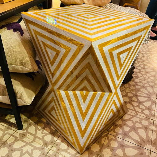 [SIG03072] Cubic Gold Side-table (Large)