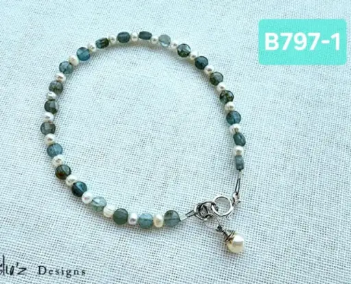 [MDE01467] (B797-1) Pearl & Aquamarine Bracelet