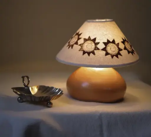 [NUL03006] River of Lava Wood Mini Lamp