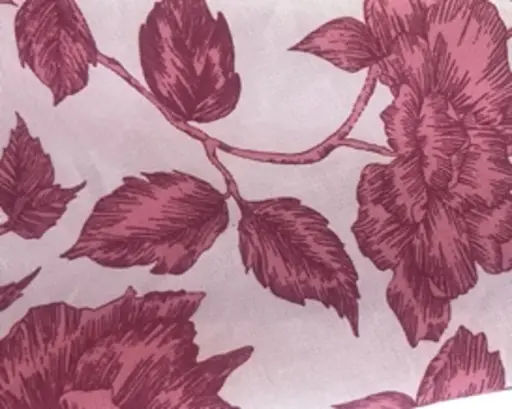 [C0007] Red roses piped finish (45x45 cm) (Red white / black striped cord)