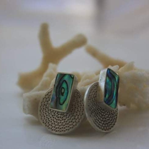 [HEN01019] Abalone Rectangular Net Earrings