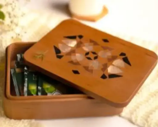 [NAI03002] Qijmas Box 2