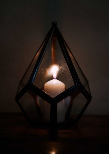 [HAL03024] Kerkas Candle Holder